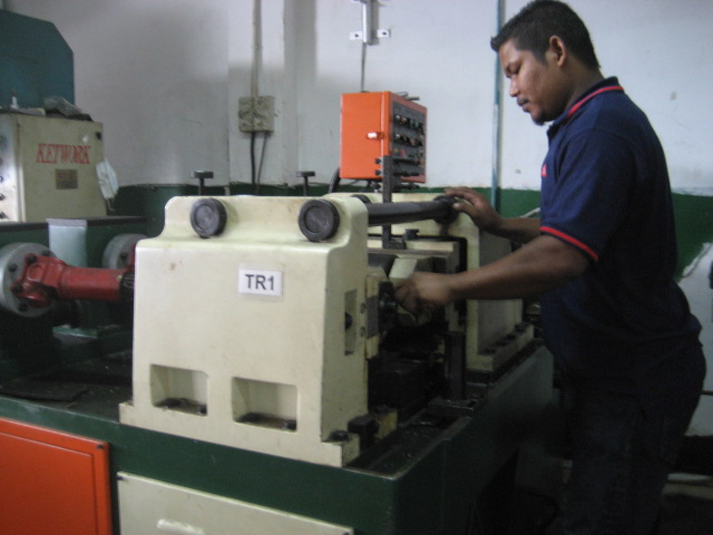 Thread Rolling